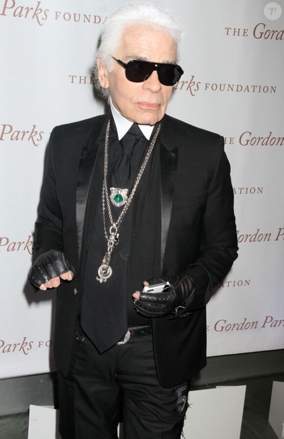 Karl Lagerfeld lors de la soirée de gala de la fondation Gordon Parks. New York, le 5 juin 2012.