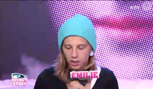 Emilie dans la quotidienne de Secret Story 6 le jeudi 7 juin 2012 sur TF1