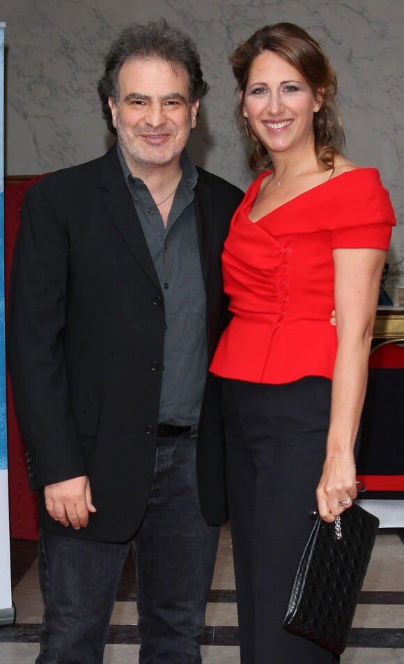 Raphaël Mezrahi et Maud Fontenoy au gala de sa fondation à Paris, le 7 juin 2012.