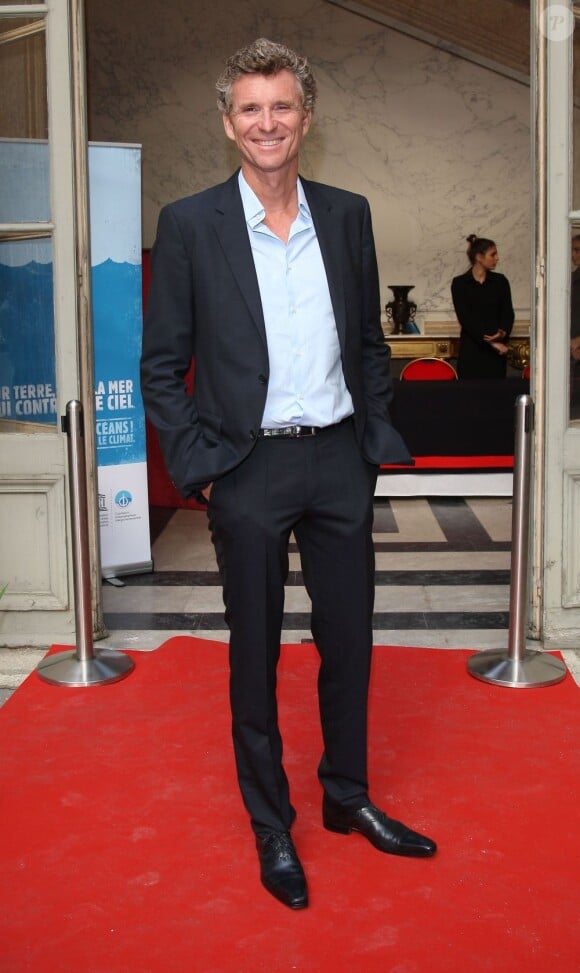 Denis Brogniart au gala de la Fondation Maud Fontenoy à Paris, le 7 juin 2012.