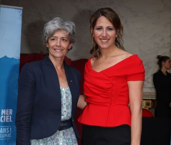 Claudie Haigneré et Maud Fontenoy au gala de sa fondation à Paris, le 7 juin 2012.