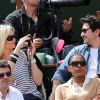 Adriana Karembeu a suivi la finale Sharapova-Errani avec son compagnon André Ohanian. Les people étaient nombreux au rendez-vous de la finale féminine de Roland-Garros, samedi 9 juin 2012, pour assister au premier sacre à Paris de Maria Sharapova.