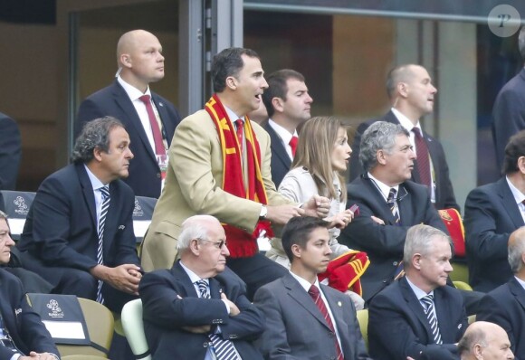 Le prince Felipe et la princesse Letizia d'Espagne ont vibré en choeur lors du match Espagne-Italie lors de l'Euro 2012, le 10 juin à Gdansk (Pologne). La Roja et la Squadra Azzurra, pour leur entrée dans la compétition, ont fait un sepctaculaire match nul, 1-1.