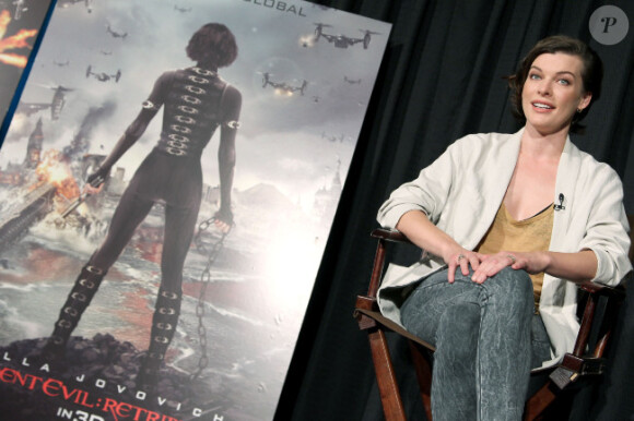 Milla Jovovich présente devant des fans de la bande-annonce et d'un extrait de Resident Evil : Retribution à New York le 14 juin 2012