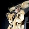 Grace Jones impressionnante en concert au festival Lovebox à Londres, le 17 juin 2012.