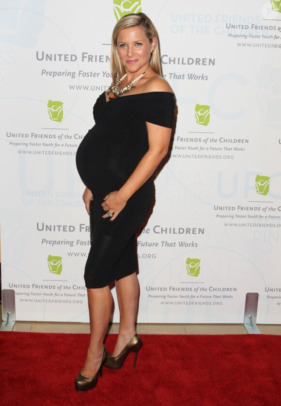Jessica Capshaw, enceinte, lors de la soirée Brass Ring Award organisée par l'association United Friends of the Children à l'hôtel Beverly Hilton à Hollywood le 21 mai 201.