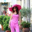 Naike Rivelli le 25 juin 2012 dans les rues de Taormina en Sicile