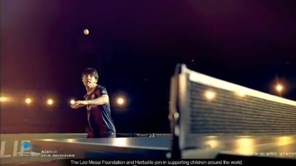 Lionel Messi : Leçon de basket et de ping-pong avec ses pieds