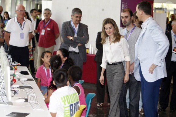 Letizia et Felipe d'Espagne lors du 3e Forum Impulsa, à Barcelone le 29 juin 2012.