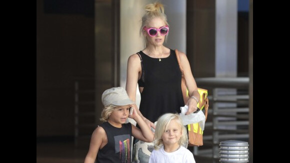 Gwen Stefani : Une maman trop cool avec Zuma et Kingston au parc d'attractions