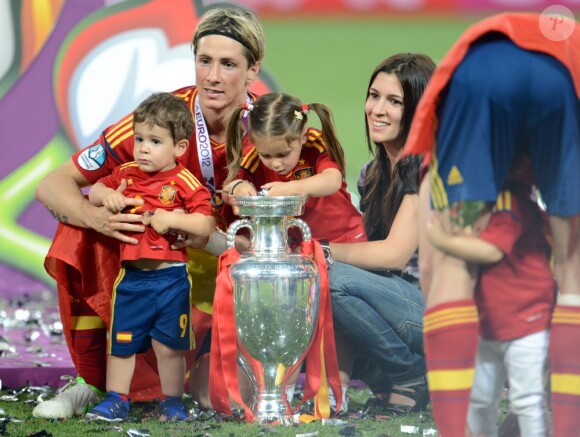 Fernando Torres en famille lors de la finale de l'Euro remportée par l'Espagne face à l'Italie (4-0) au stade olympique de Kiev le 1er juillet 2012