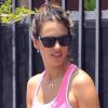 Alessandra Ambrosio passe au pressing avec sa fille Anja, fraîchement sortie de l'école. Los Angeles, le 3 juillet 2012.