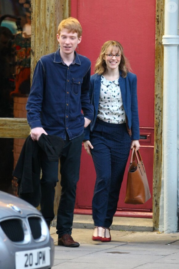 Rachel McAdams et Domhnall Gleeson sur le tournage de About Time, à Londres le 4 juillet 2012