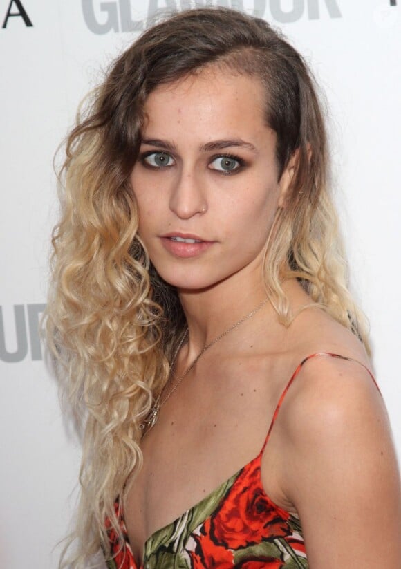 Alice Dellal à Londres lors des Glamour Women Of The Year Awards. Le 29 mai 2012.