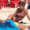Elisabetta Canalis à la plage en Sardaigne le 6 juillet 2012