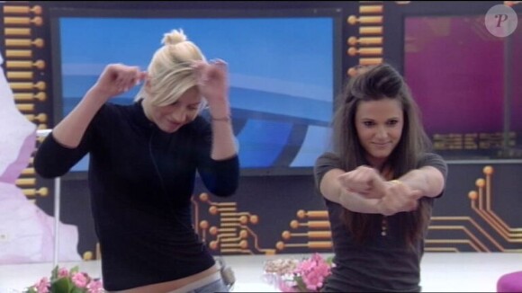 Capucine et Nadège dansent dans Secret Story 6