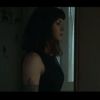 La belle Dominique Fidanza dans son clip "Oui ou non", une ballade musicale