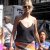 C'est une Heidi Klum totalement détendue qui se rend au cinéma avec ses quatre enfants dans le quartier de Tribeca. New York, le 10 juillet 2012.