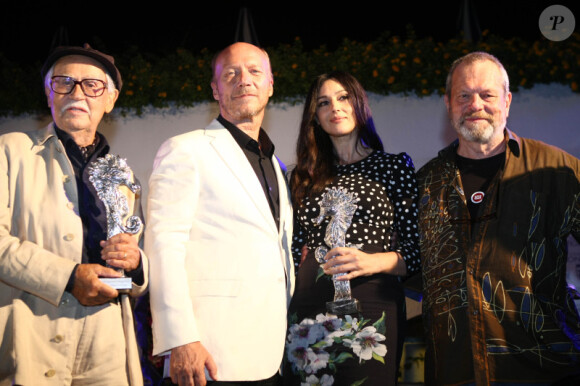 Paul Haggis, Monica Bellucci et Terry Gilliam au festival d'Ischia, en Italie le 11 juillet 2012.