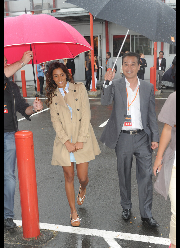 Shy'm arrive au Zénith à Paris, pour la quatrième édition du concert Orange Rockcorps, le 12 juillet 2012.