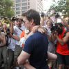 Tom Cruise revoit enfin sa fille Suri ! Le duo a passé la journée du mardi 17 juillet ensemble à New York.