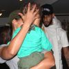 Alicia Keys, son mari Swizz Beatz et leur fils Egypt, à l'aéroport de Los Angeles pour leur départ en vacances, le 13 juin 2012