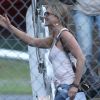 Exclu - Jennifer Aniston débarque sur le tarmac de l'aéroport de Van Nuys. Le 21 juillet 2012.