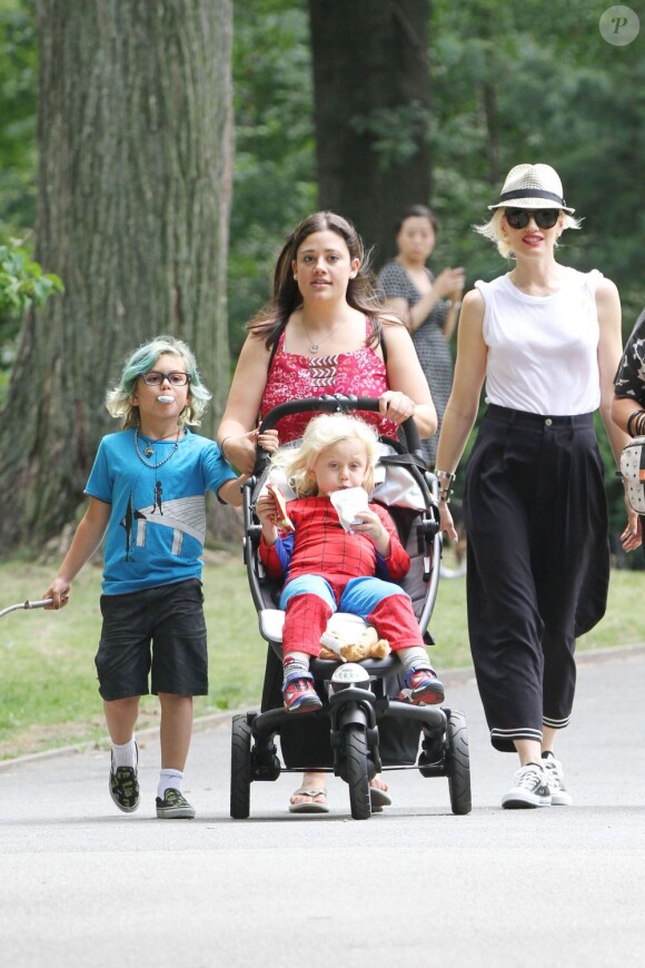 Gwen Stefani emmène ses fils Kingston et Zuma à Central Park. New York, le 27 juillet 2012.