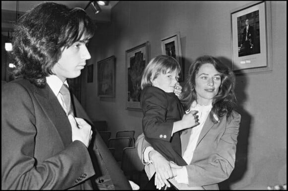 Jean-Michel Jarre, Charlotte Rampling et son fils Barnaby Southcombe en 1979.
