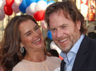Brooke Shields, resplendissante et follement amoureuse, répand son bonheur