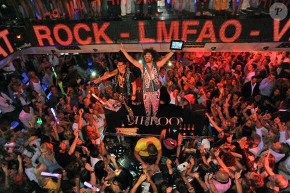 Jean-Roch et Redfoo de LMFAO lors de la soirée du 6 août 2012 au VIP ROOM de Saint-Tropez