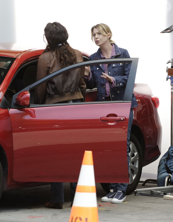 Ellen Pompeo et Sandra Oh tournent un épisode de la neuvième saison de Grey's Anatomy, à Los Angeles, le mardi 7 août 2012.