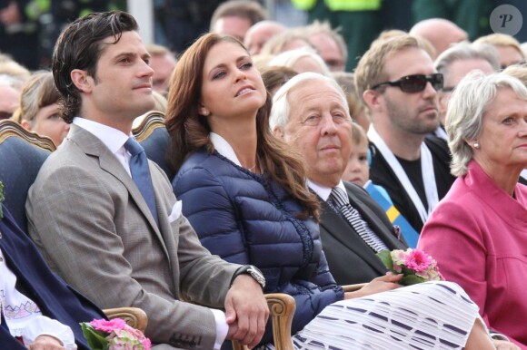 Le prince Carl Philip de Suède et sa soeur la princesse Madeleine le 14 juillet 2012 lors de l'anniversaire de la princesse Victoria.