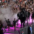 Lady Gaga à cheval en plein Born This Way Ball à Bucarest, le 16 août 2012.