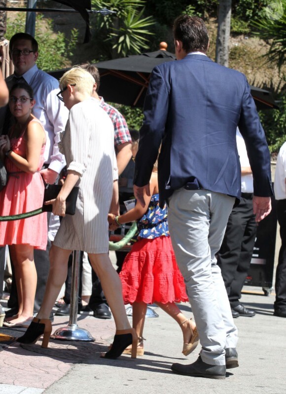 Michelle Williams, avec sa fille Matilda, le 19 août à Los Angeles : La famille se rend au Famous Magic Castle à Hollywood