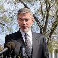 George Clooney après sa rencontre avec Barack Obama à Washington pour évoquer la situation du Darfour, le 15 mars 2012.
