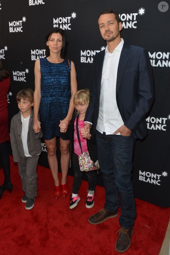 Rupert Sanders et Liberty Ross avec leurs enfants en février 2012 à Los Angeles.