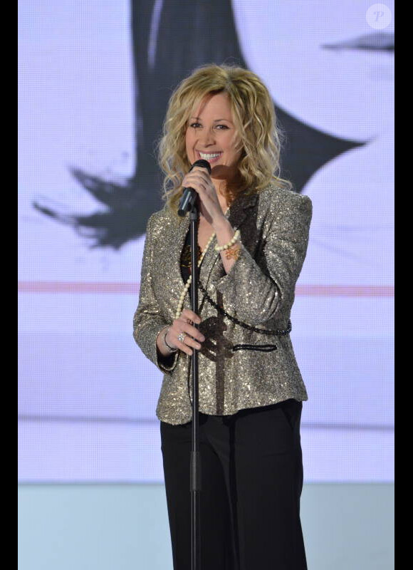 Lara Fabian, en février 2012, sur le plateau de Vivement dimanche.