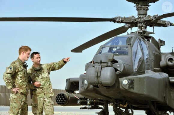 Le prince Harry vient d'arriver à Camp Bastion, principale base britannique en Afghanistan, le 7 septembre 2012.