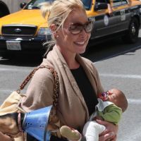 Katherine Heigl : Une maman rayonnante et souriante avec sa petite Adalaide