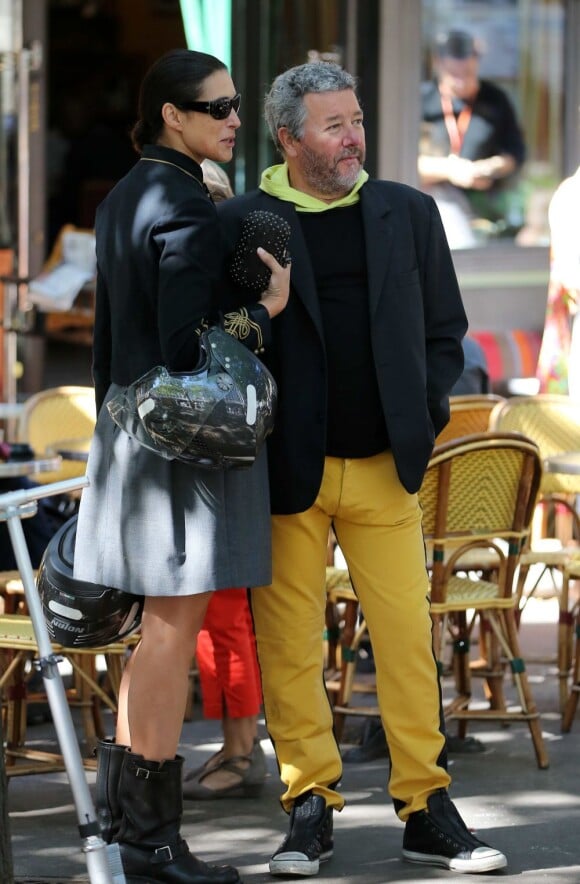 Philippe Starck et son épouse Yasmine au mariage de Farida Khelfa et Henri Seydoux à la mairie du 17 arrondissement de Paris, le 1er septembre 2012.