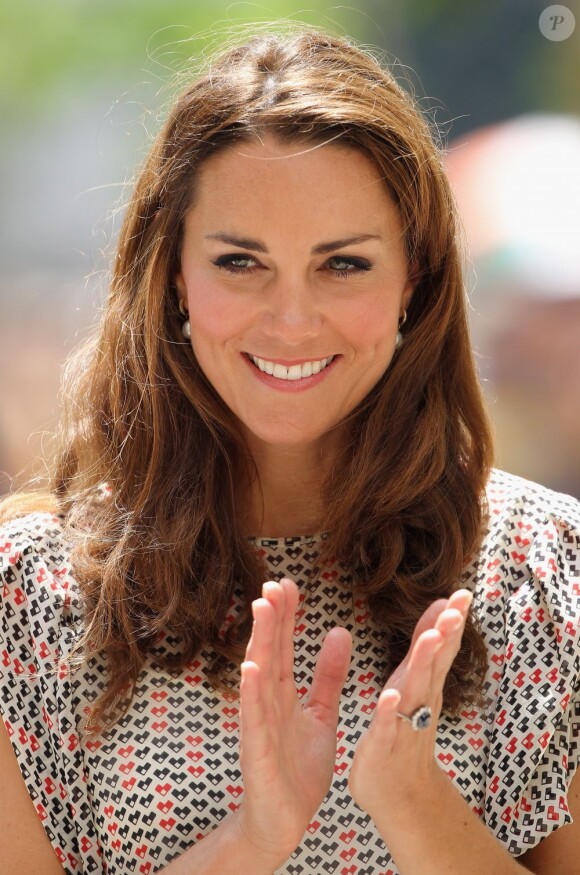 Kate Middleton, parfaite et éblouissante lors de son deuxième jour passé à Singapour le 12 septembre 2012 dans le cadre d'un voyage officiel en Asie du sud-est