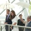 Catherine, duchesse de Cambridge et le prince William, duc de Cambridge lors de leur visite des Gardens by the Bay, le deuxième jour de leur voyage en Asie du sud-est, le 12 septembre 2012 à Singapour