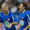 Franck Dubosc et José Garcia ont donné le coup d'envoi du match de l'équipe de France face à la Biélorussie le 12 septembre 2012 pour promouvoir leur film Les Seigneurs