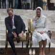  Le prince William et son épouse Kate ont visité la mosquée Assyakirin à Kuala Lumpur lors de leur étape malaisienne du voyage en Asie du sud-est qu'ils effectuent dans le cadre du Jubilé de diamant de la reine Elizabeth II le 14 septembre 2012 