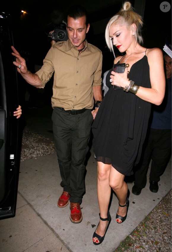 Attentionné Gavin Rossdale offre à sa femme Gwen Stefani un dîner en amoureux, sans les enfants. Los Angeles, le 14 septembre 2012.