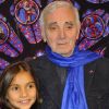 Charles Aznavour et sa petite-fille à la première de Sister Act au Théâtre Mogador, à Paris, le 20 septembre 2012.