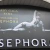 Lady Gaga présente son nouveau parfum Fame au magasin Sephora sur les Champs-Elysées le 23 septembre 2012