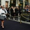 Lady Gaga quitte Sephora le 23 septembre 2012 à Paris