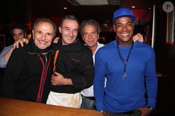 Jean-Pierre Kalfon, Pascal Sellem et Lord Kossity lors d'une soirée people au restaurant O'Mantra à Paris le 23 septembre 2012